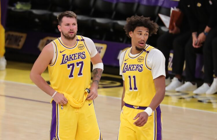 NBA: FEB 19 Hornets at Lakers