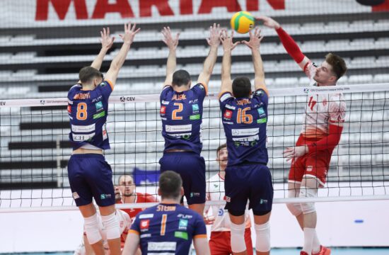 Dinamo Bukarešta - ACH Volley