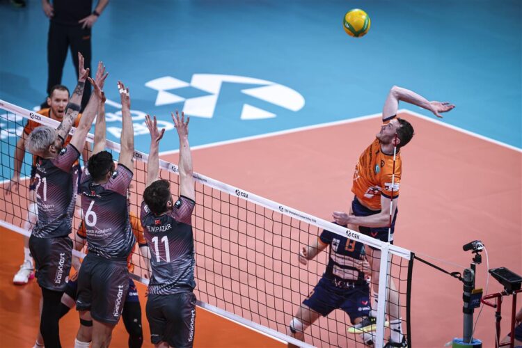 Ziraat Bankasi - ACH Volley Ljubljana