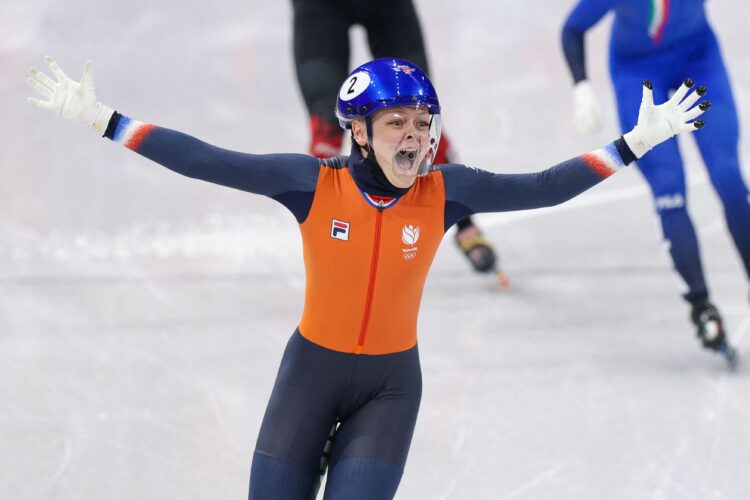 Xandra Velzeboer
