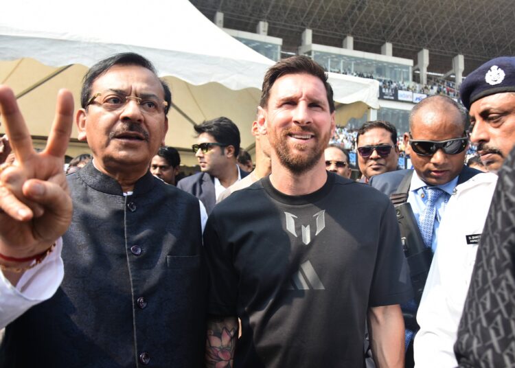 Messi v Indiji