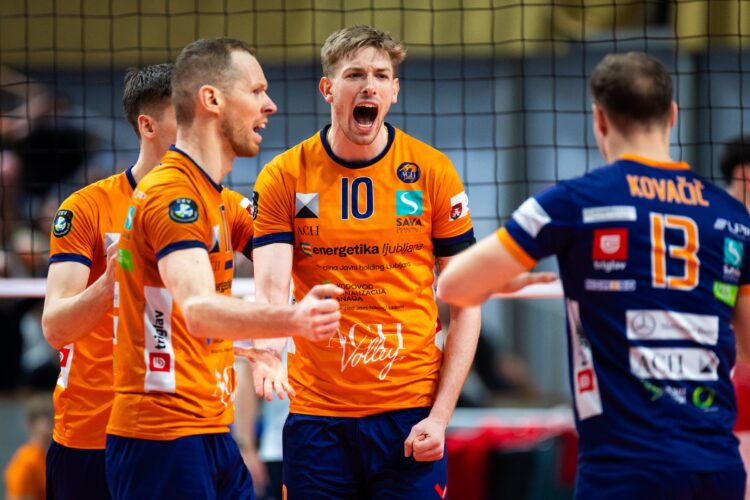 ACH Volley