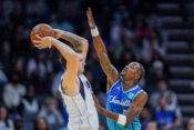 Mavericks Hornets Basketball