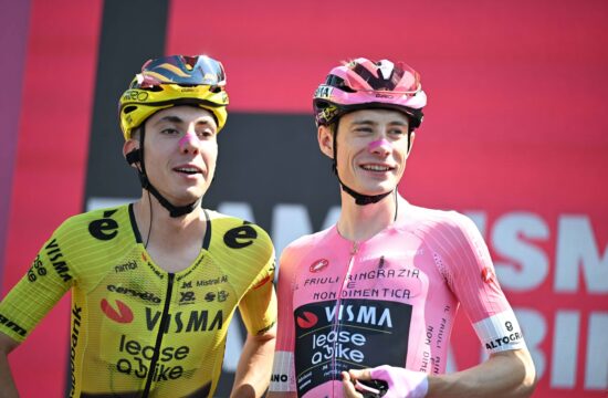Davide Piganzoli in Jonas Vingegaard