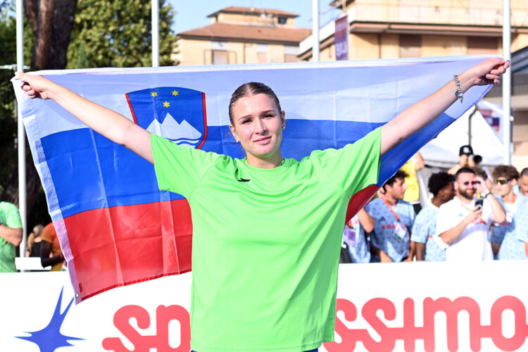 Oriana Lovrec